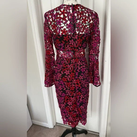 Shoshanna Dyer Dress in Fuchsia Textured Floral Cut Out Size 4 - Picture 9 of 9